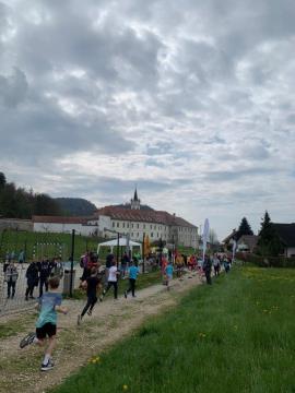370 učenk in učencev na krosu kamniških osnovnih šol (23)